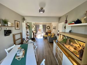 Lounge/Diner- click for photo gallery